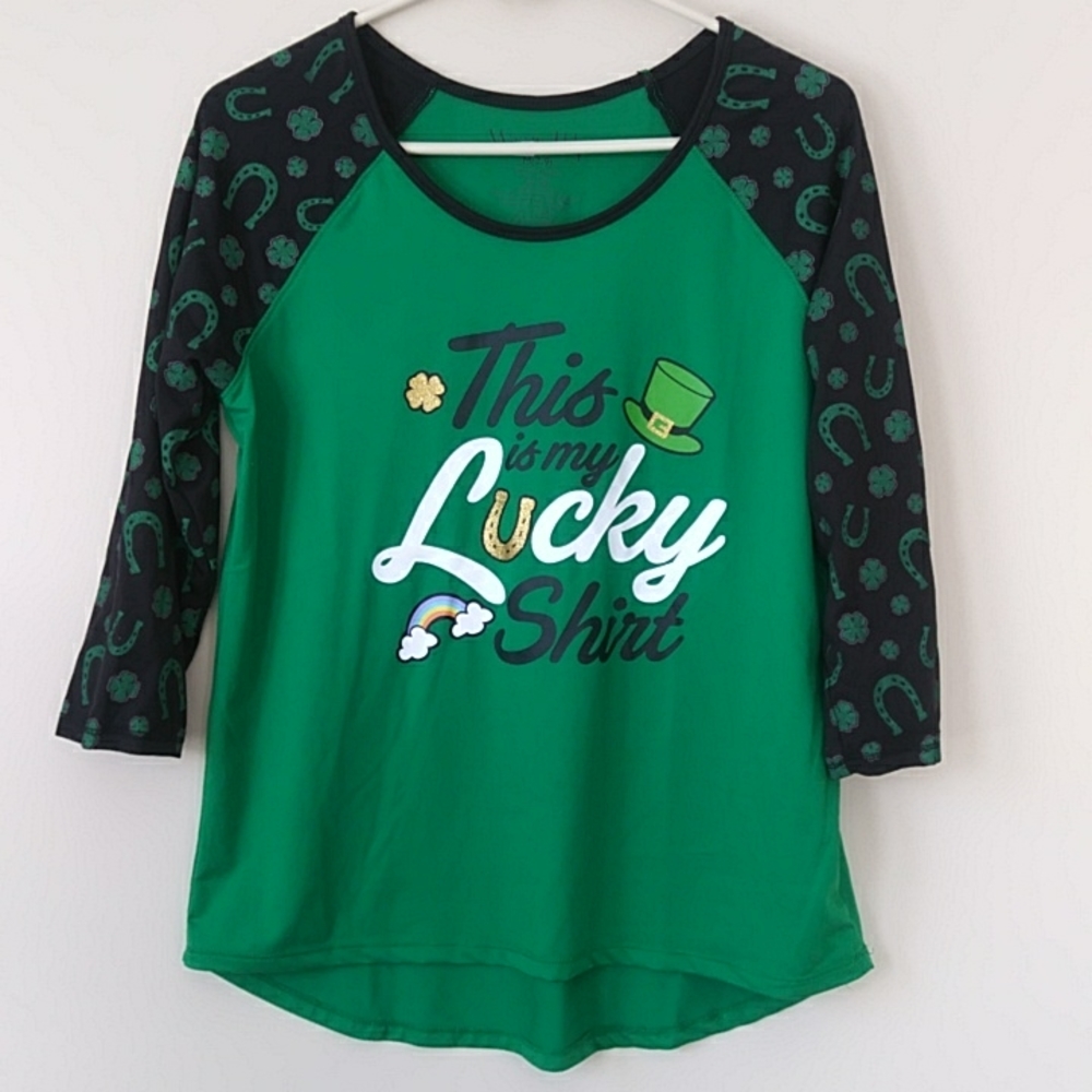 St. Patrick's Day Wound Up This is my Lucky Tee Shirt High Lo Junior M (7-9)